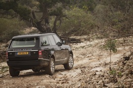 全新路虎揽胜海外试驾