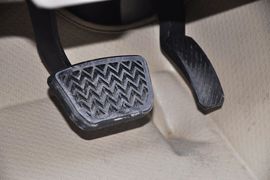 2013款长安睿骋1.8T自动型