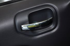 2013款Jeep指南者2.4L都市版