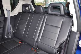 2013款Jeep指南者2.4L都市版