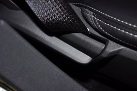 2013款Jeep指南者2.4L都市版