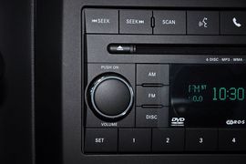 2013款Jeep指南者2.4L都市版