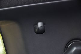 2013款福特野马V6