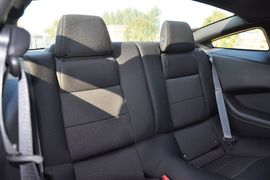 2013款福特野马V6