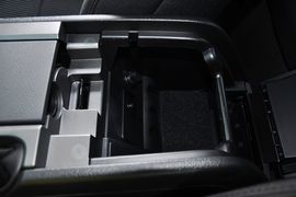 2013款福特野马V6