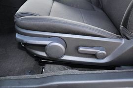 2013款福特野马V6