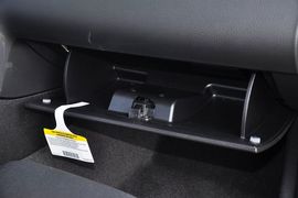 2013款福特野马V6