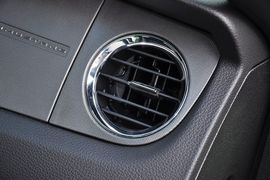 2013款福特野马V6