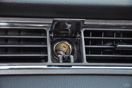 2013款福特野马V6