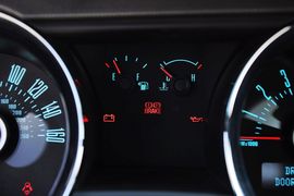 2013款福特野马V6