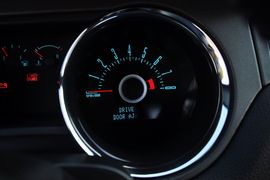 2013款福特野马V6