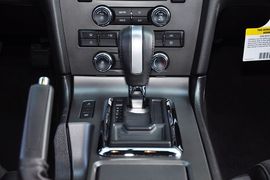 2013款福特野马V6