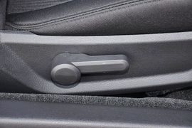 2013款福特野马V6