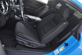 2013款福特野马V6