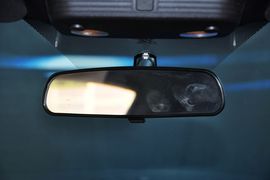 2013款福特野马V6
