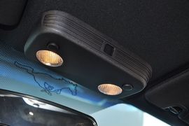 2013款福特野马V6