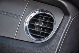 2013款福特野马V6
