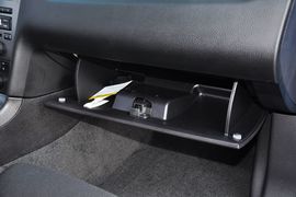 2013款福特野马V6