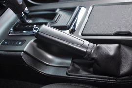 2013款福特野马V6