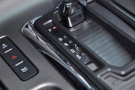 2013款福特野马V6