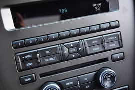 2013款福特野马V6