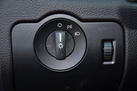 2013款福特野马V6