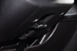 2013款福特野马V6