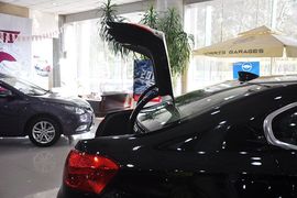 2012款荣威950