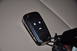 2012款荣威950