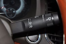 2012款荣威950