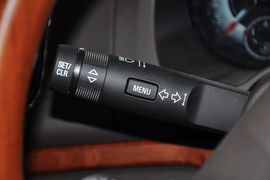 2012款荣威950