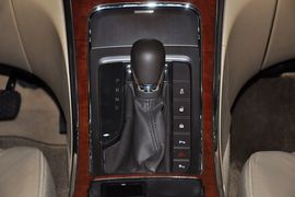 2012款荣威950