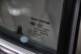 2012款荣威950