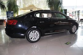 2012款荣威950
