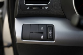 2013款起亚索兰托2.4L外出试驾实拍