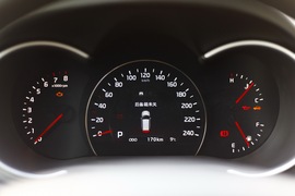 2013款起亚索兰托2.4L外出试驾实拍