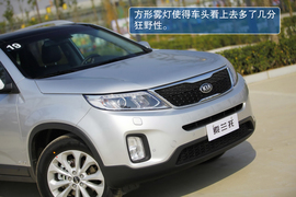 2013款起亚索兰托2.4L外出试驾实拍