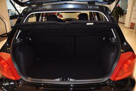 2012款标致307两厢1.6L手自一体舒适版到店实拍