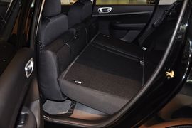 2012款标致307两厢1.6L手自一体舒适版到店实拍