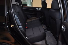 2012款标致307两厢1.6L手自一体舒适版到店实拍