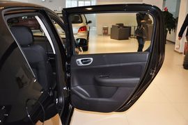 2012款标致307两厢1.6L手自一体舒适版到店实拍