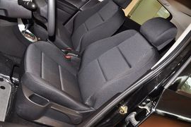 2012款标致307两厢1.6L手自一体舒适版到店实拍