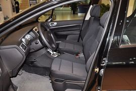 2012款标致307两厢1.6L手自一体舒适版到店实拍