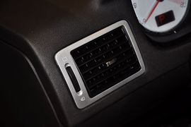 2012款标致307两厢1.6L手自一体舒适版到店实拍