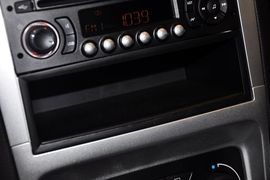 2012款标致307两厢1.6L手自一体舒适版到店实拍