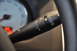 2012款标致307两厢1.6L手自一体舒适版到店实拍