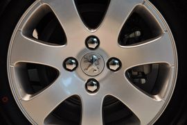 2012款标致307两厢1.6L手自一体舒适版到店实拍