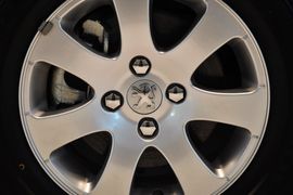2012款标致307两厢1.6L手自一体舒适版到店实拍