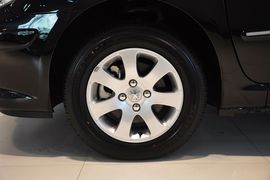 2012款标致307两厢1.6L手自一体舒适版到店实拍