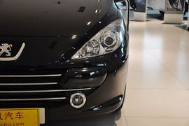 2012款标致307两厢1.6L手自一体舒适版到店实拍